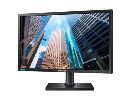24" TFT Samsung LS24E65KBWV/EN Sort skærm - REFURBISHED i høj kvalitet incl. VGA kabel - Sølv stand