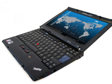 12.1" Lenovo ThinkPad X200 - Intel Core 2 Duo P8700 2,53GHz 128GB SSD 4GB Win10 - Sølv stand
