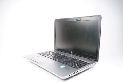 - HP ProBook 450 G1 | i5-4200m 2.5Ghz / 4GB RAM / 128GB SSD | 15" FHD / Bronze stand - Grøn Computer - Genbrugt IT med omtanke - DSC01949 1 scaled