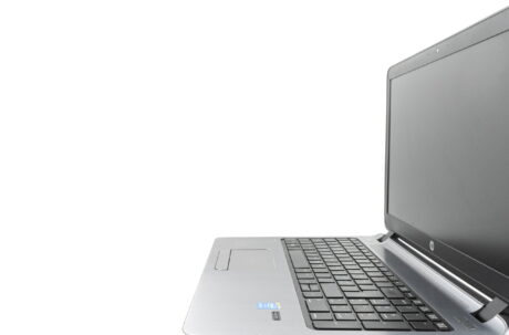 HP ProBook 450 G2 | I5-5200u 2.2Ghz / 8GB RAM / 120GB SSD |  15" HD / Sølv stand