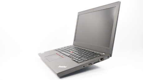 Lenovo ThinkPad X270 - i5-7200u 2.5Ghz - 8GB RAM - 256GB NVMe - 12" HD - Sølv stand