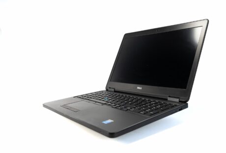 Dell Latitude E5550 | i5-5200U 2.2Ghz / 8GB RAM / 128GB SSD | 15" FHD / Guld stand