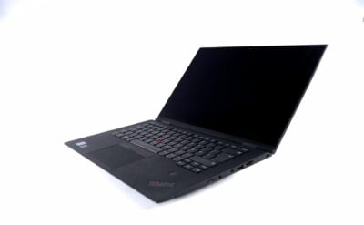 Lenovo ThinkPad X1 Yoga 3rd - I7-8550u 1.8GHz - 8GB RAM - 256GB NVME - 14" 2k Touch - Sølv stand