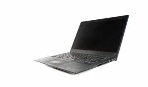 Lenovo ThinkPad X390 - i7-8565u 1.8GHz - 16GB RAM - 256GB NVME - 13" FHD - - Sølv stand
