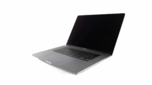 MacBook Pro (16" 2019) - i9-9880H 2.3 GHz - 32GB RAM - 1 TB SSD - 16" Retina 3072x1920 - Sølv stand