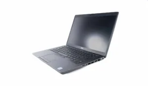 Dell Latitude 5400 - i5-8265u 1.6GHz - 8GB RAM - 256GB NVMe  - 14" FHD - Sølv stand