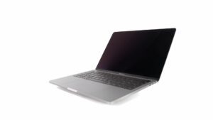 MacBook Pro (2019 Touchbar) SpaceGrey - i5-8279u 2.5 GHz - 8GB RAM - 256GB NVME - 13" Retina 2560x1600 - - Guld stand