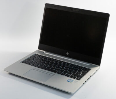 HP EliteBook 830 G6 - i5-8265u 1.6GHz - 8GB RAM - 256GB NVME - 13" FHD - Bronze stand