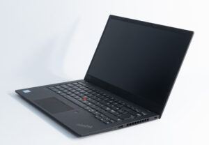 Lenovo ThinkPad X1 Carbon 7Gen - i7-8565u 1.8GHz - 16GB RAM - 500GB NVME - 14" FHD - Sølv stand