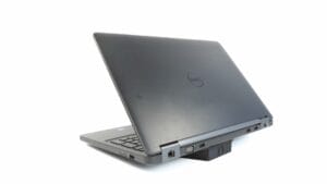 Dell Precision 7550 - I9-10885H 2.4GHz - 32GB - 1TB NVME - Quadro RTX 3000 - 15" FHD - Sølv stand