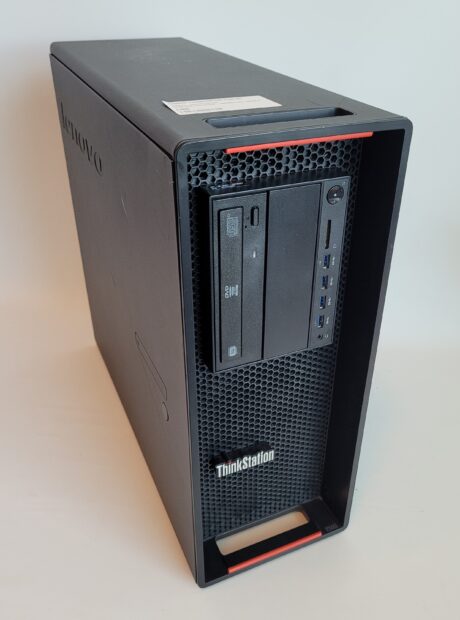 Lenovo Thinkstation P500 MT - Xeon E5-1620 V3 3.50 Ghz - 16 GB RAM - 256 GB SSD -  Quadro K600 - Sølv stand