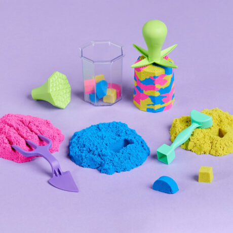 Kinetic Sand Squish N' Create