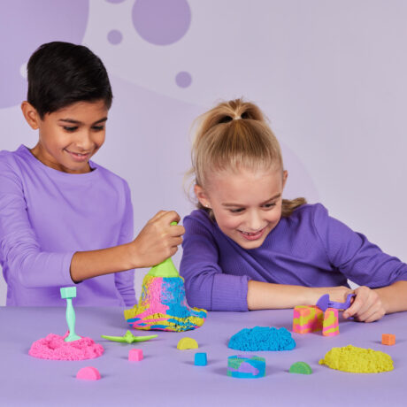 Kinetic Sand Squish N' Create