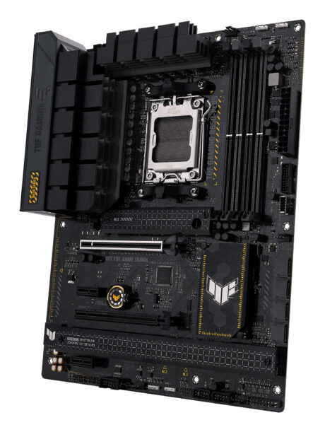 ASUS TUF GAMING B650-PLUS Bundkort - AMD B650 - AMD AM5 socket - DDR5 RAM - ATX
