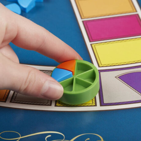 Hasbro Trivial Pursuit Classic Edition