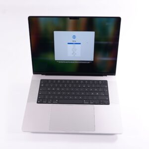 MacBook Pro 16.2" (2021) Silver - M1 MAX 10-Core - 32GB RAM - 1TB NVME - GPU 32-Core - 3456X2234 - Sølv stand