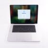 MacBook Pro 16.2" (2021) Silver - M1 MAX 10-Core - 32GB RAM - 1TB NVME - GPU 32-Core - 3456X2234 - Bronze stand